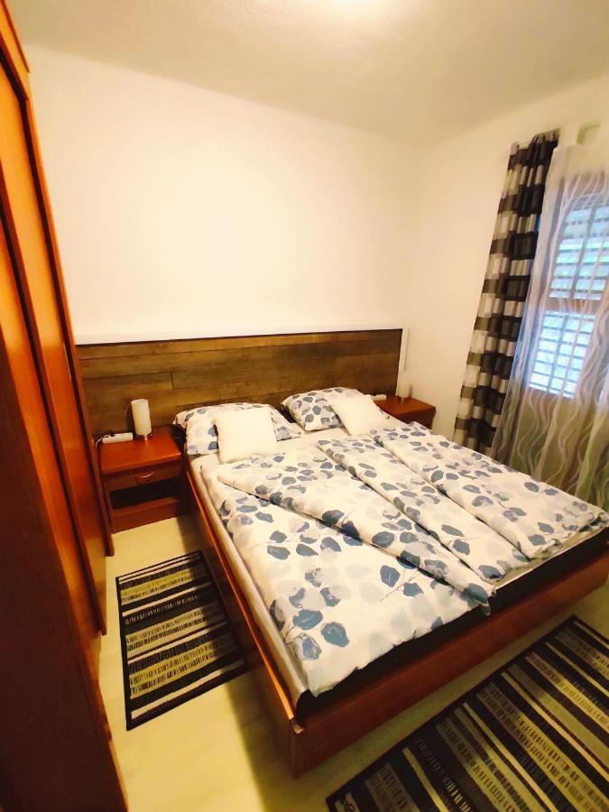 Apartments Plavcic Пломин Экстерьер фото